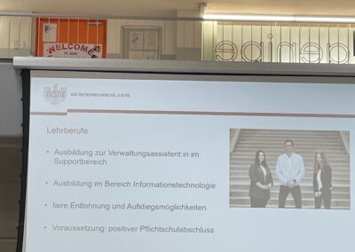 Justiz macht Schule – Schüler*innen schnuppern ins österreichische Rechtssystem