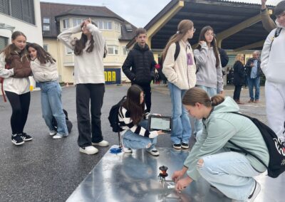 REALBEGEGNUNG - BAU