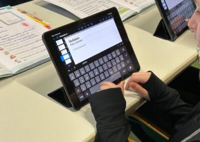 Gemeinsamer eEducation‑Workshop der VS Rotenturm und der EMS Oberwart: Präsentieren lernen mit digitalen Tools